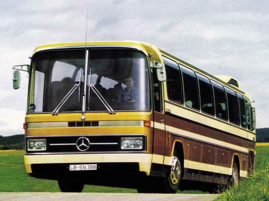  Mercedes-Benz O303 13R 1974 года  (фото 1 из 4)